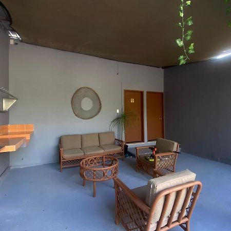 Ariche Valladolid Hotel & Hostal ภายนอก รูปภาพ