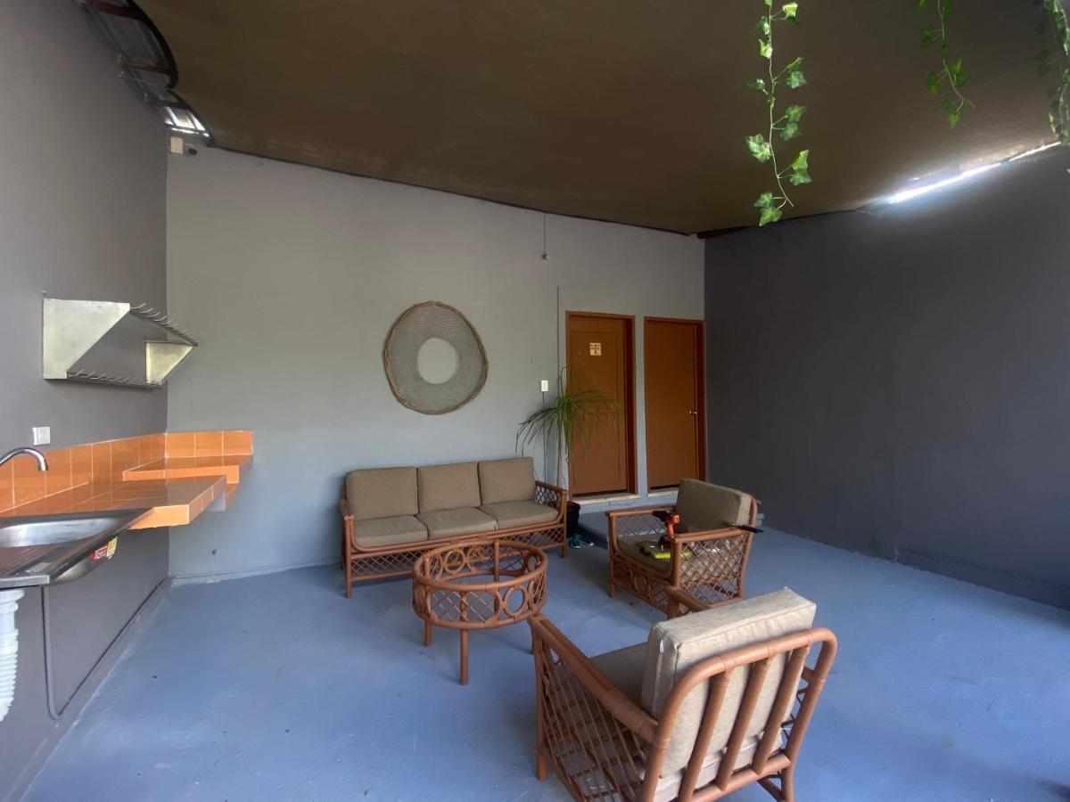 Ariche Valladolid Hotel & Hostal ภายนอก รูปภาพ